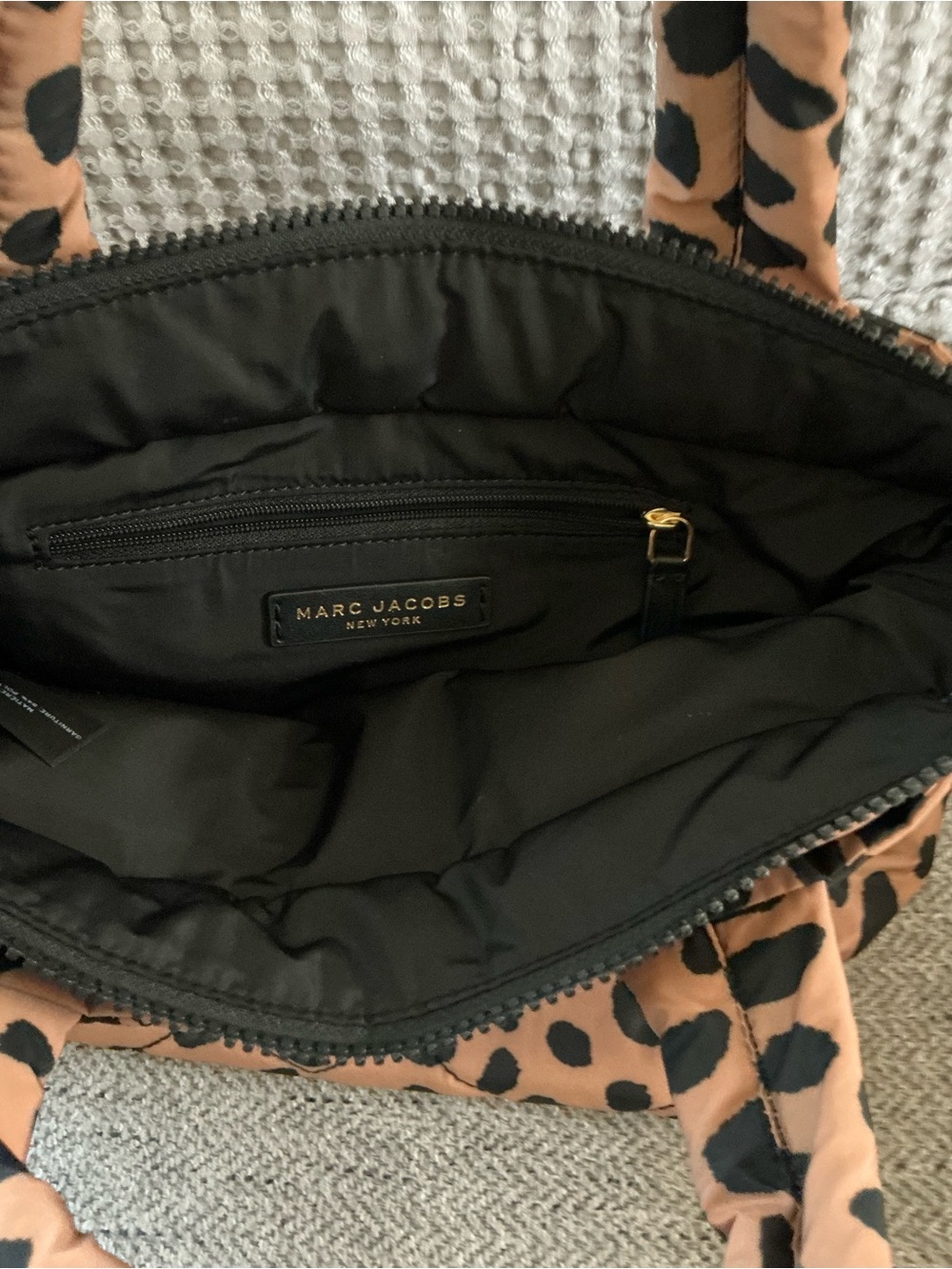 Marc Jacobs Mini Cheetah Print Quilted Nylon Tote Bag - Picture 8 of 8